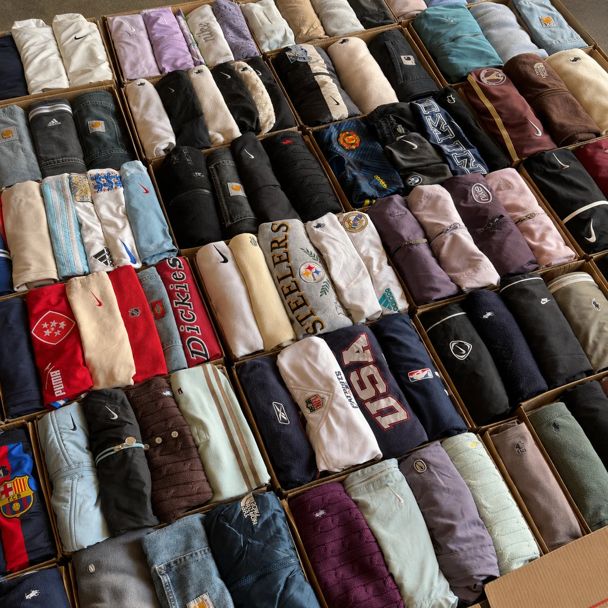EVORIA Vintage Mystery Box – Womenswear Mix – Originalfoto 05.png