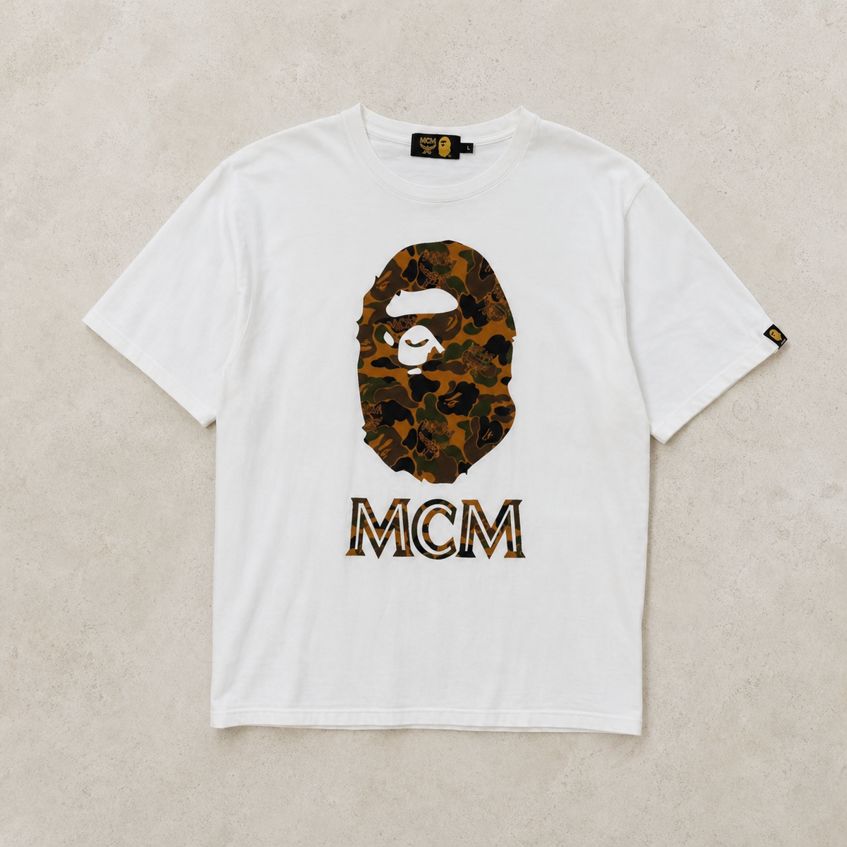 BAPE × MCM Graphic T-Shirt – Weiß – XL